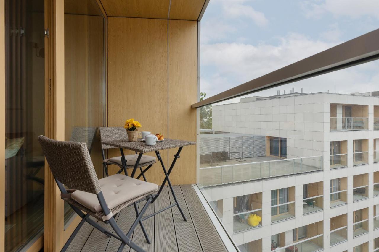 Stylish Apartment Kolejowa & Parking & Balcony By Noclegi Renters Варшава Екстериор снимка